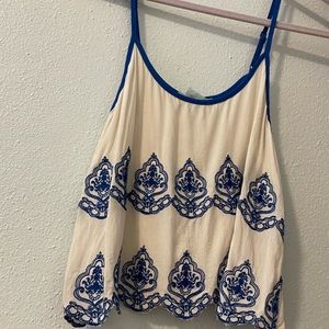 Flying tomato shirt. Super cute and in excellent used condition